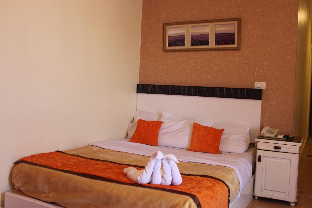 Hostel Osiris